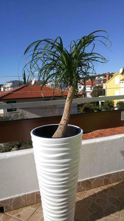 Vera Apartment 1 Rogoznica  Buitenkant foto