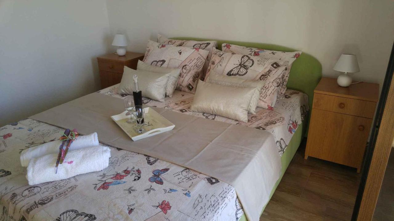 Vera Apartment 1 Rogoznica  Kamer foto
